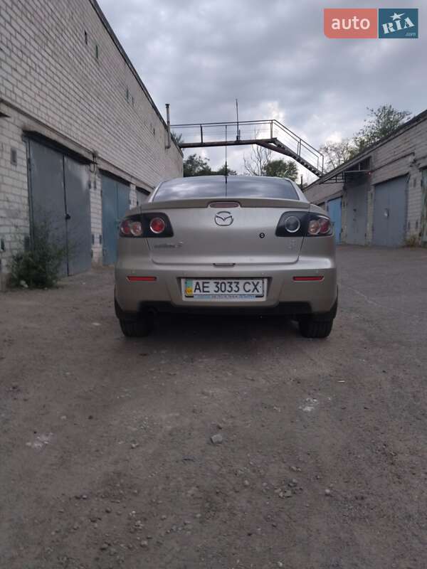 Седан Mazda 3 2008 в Днепре
