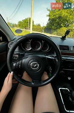 Хетчбек Mazda 3 2005 в Косові