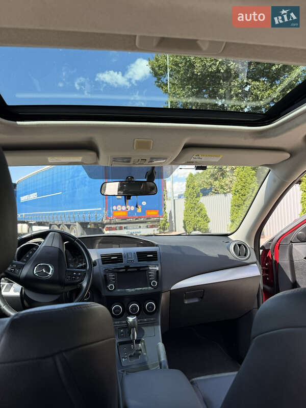 Седан Mazda 3 2013 в Одессе