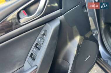 Седан Mazda 3 2014 в 