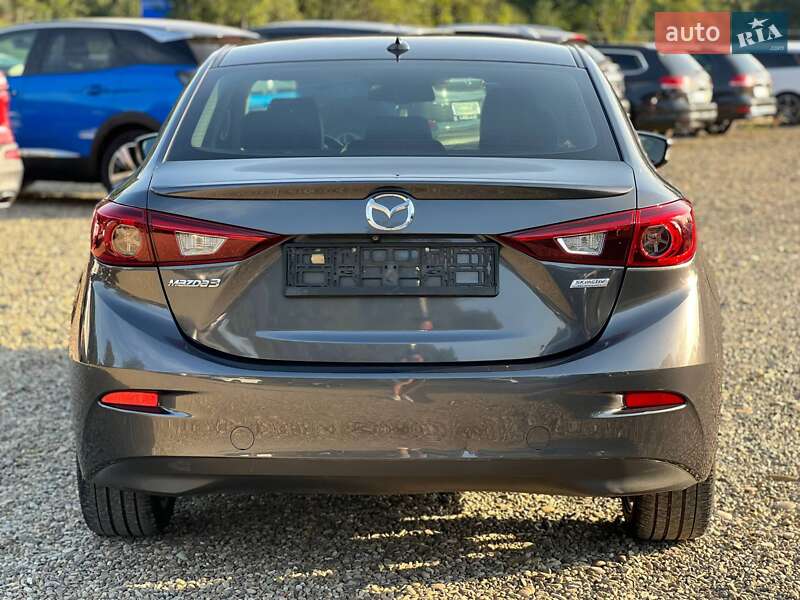 Седан Mazda 3 2014 в Стрые