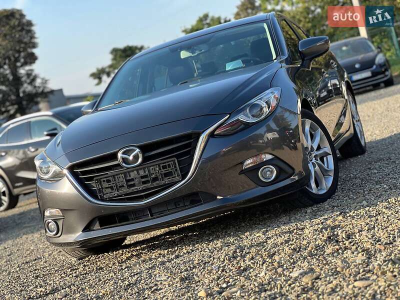 Седан Mazda 3 2014 в Стрые