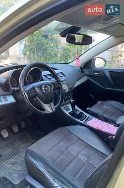 Седан Mazda 3 2009 в 