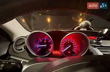 Седан Mazda 3 2011 в 