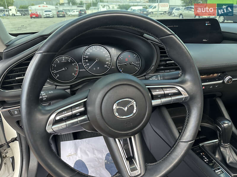 Седан Mazda 3 2022 в Києві