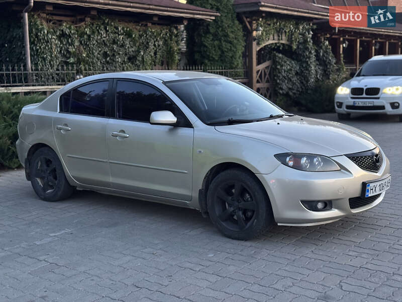 Седан Mazda 3 2005 в Летичіві