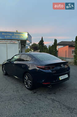 Седан Mazda 3 2019 в 