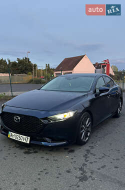 Седан Mazda 3 2019 в 