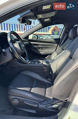 Хэтчбек Mazda 3 2019 в 