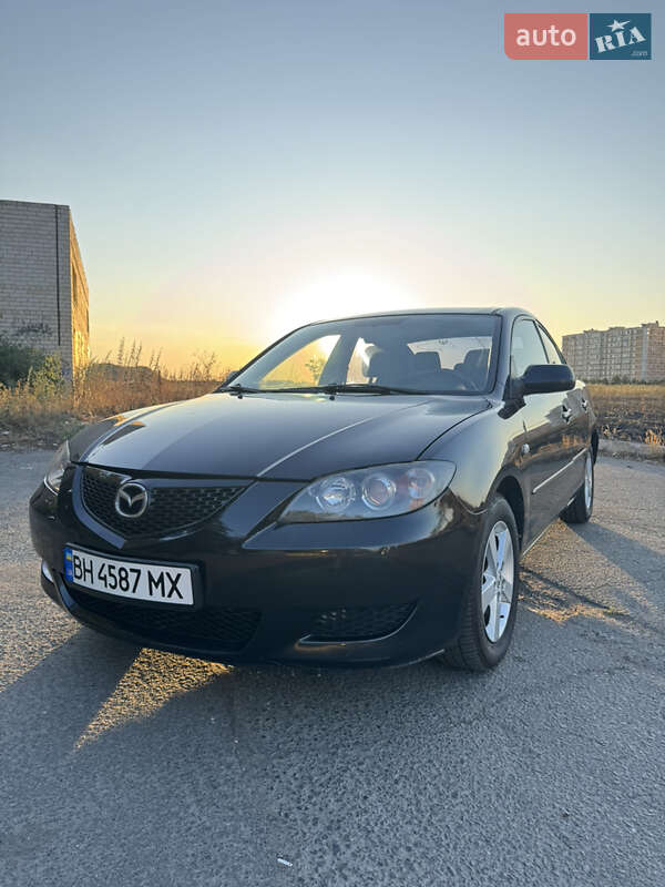 Седан Mazda 3 2006 в 
