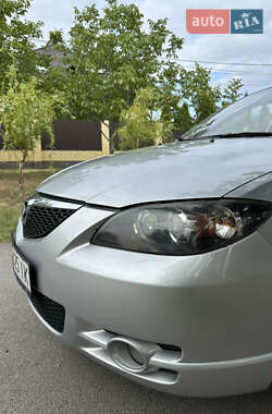 Седан Mazda 3 2005 в 