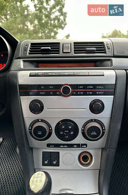Седан Mazda 3 2005 в 