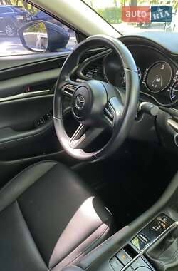 Седан Mazda 3 2021 в 