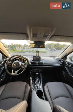 Хэтчбек Mazda 3 2014 в 