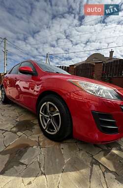 Хэтчбек Mazda 3 2011 в 
