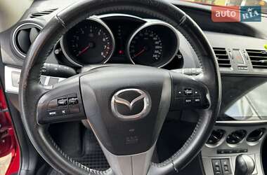 Хэтчбек Mazda 3 2011 в 