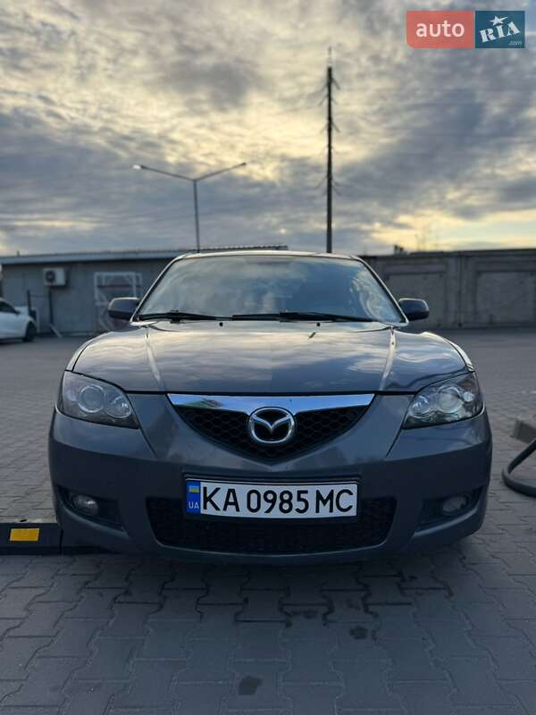 Седан Mazda 3 2007 в Софиевской Борщаговке