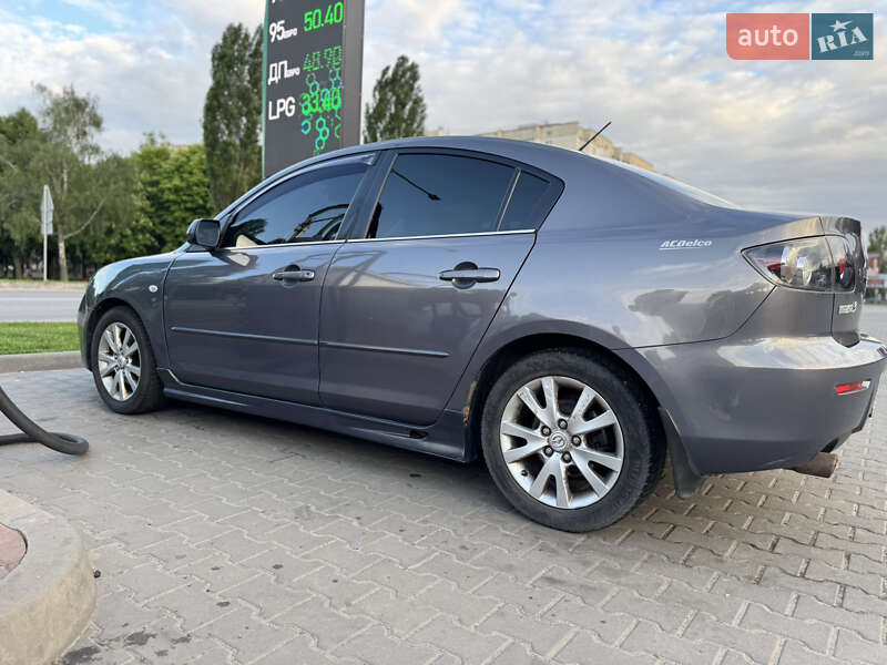 Седан Mazda 3 2007 в Софиевской Борщаговке