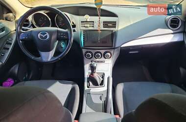 Седан Mazda 3 2010 в Горишних Плавнях