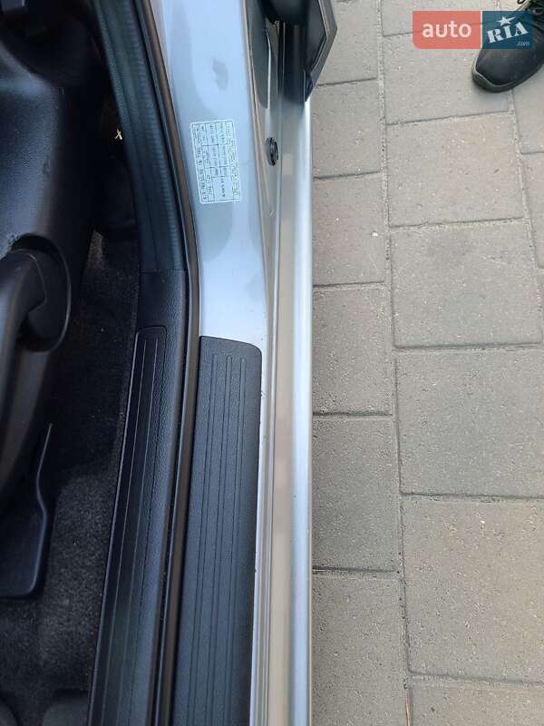 Седан Mazda 3 2010 в Горишних Плавнях