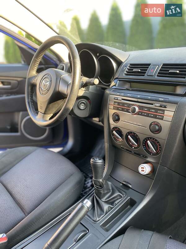 Седан Mazda 3 2008 в Львове