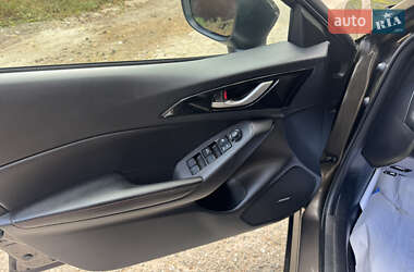 Седан Mazda 3 2013 в 