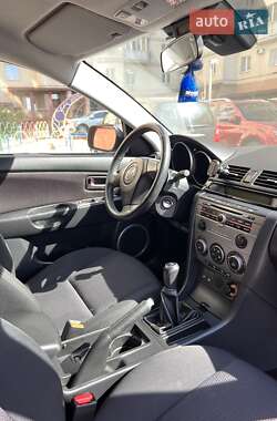 Седан Mazda 3 2007 в 