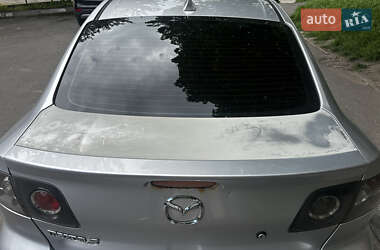Седан Mazda 3 2006 в 