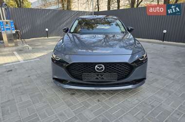 Седан Mazda 3 2023 в 