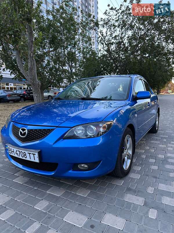 Седан Mazda 3 2005 в 