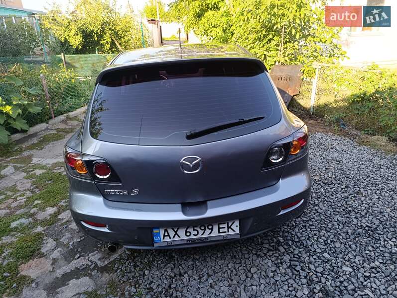 Хэтчбек Mazda 3 2005 в Первомайске