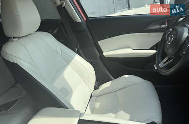 Хэтчбек Mazda 3 2017 в 