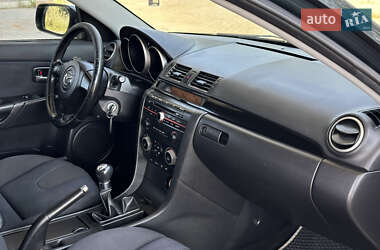 Хэтчбек Mazda 3 2005 в 