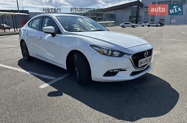 Седан Mazda 3 2016 в 