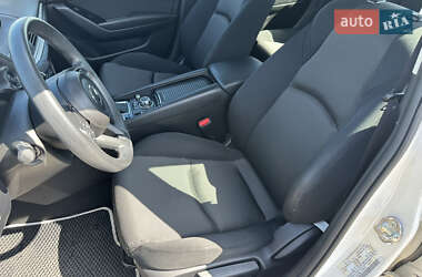 Седан Mazda 3 2016 в 