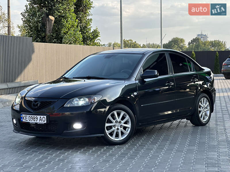 Седан Mazda 3 2009 в 