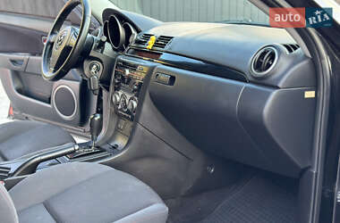 Седан Mazda 3 2009 в 