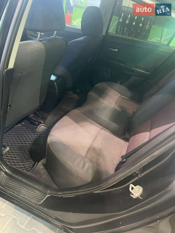 Хетчбек Mazda 3 2005 в Хмельницькому