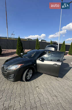 Хэтчбек Mazda 3 2011 в 