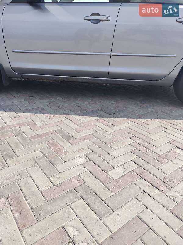 Седан Mazda 3 2004 в Харькове