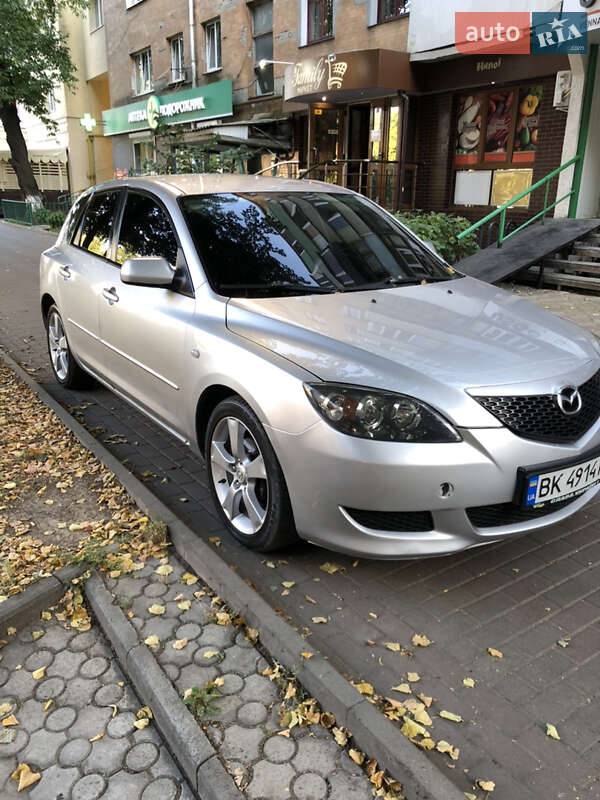 Хэтчбек Mazda 3 2005 в 