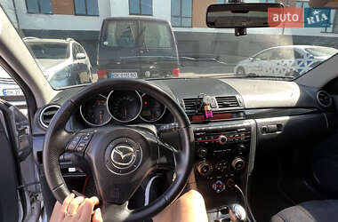 Хэтчбек Mazda 3 2005 в 
