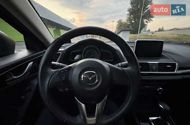 Седан Mazda 3 2013 в 