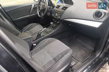 Седан Mazda 3 2012 в Львове