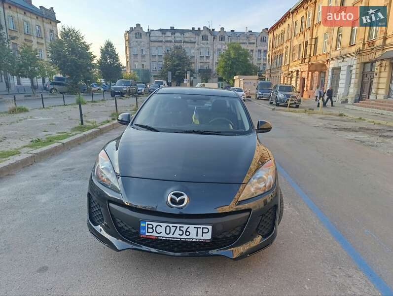 Седан Mazda 3 2012 в Львове