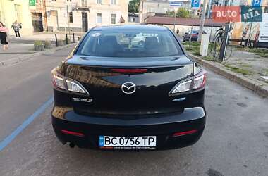 Седан Mazda 3 2012 в Львове