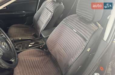 Хэтчбек Mazda 3 2005 в 