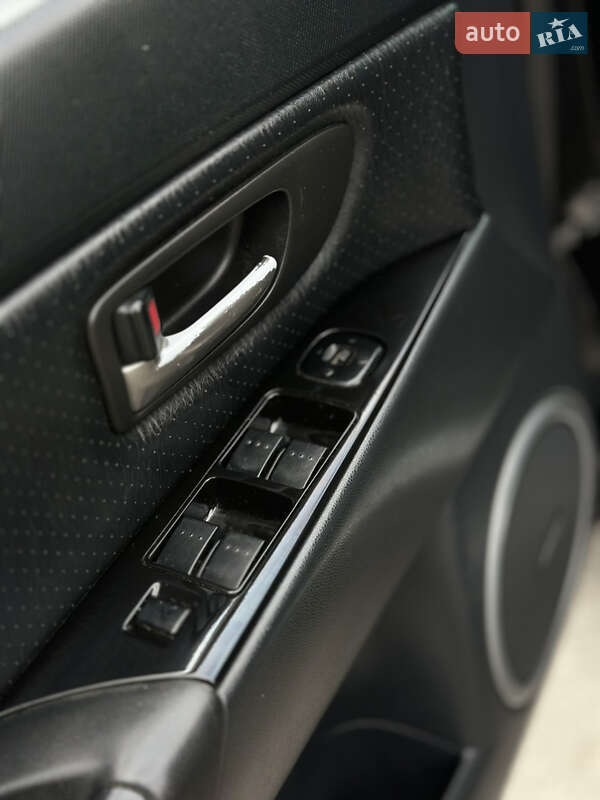 Седан Mazda 3 2007 в Миколаєві