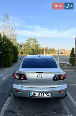 Седан Mazda 3 2005 в 