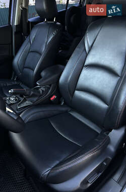 Хэтчбек Mazda 3 2014 в 